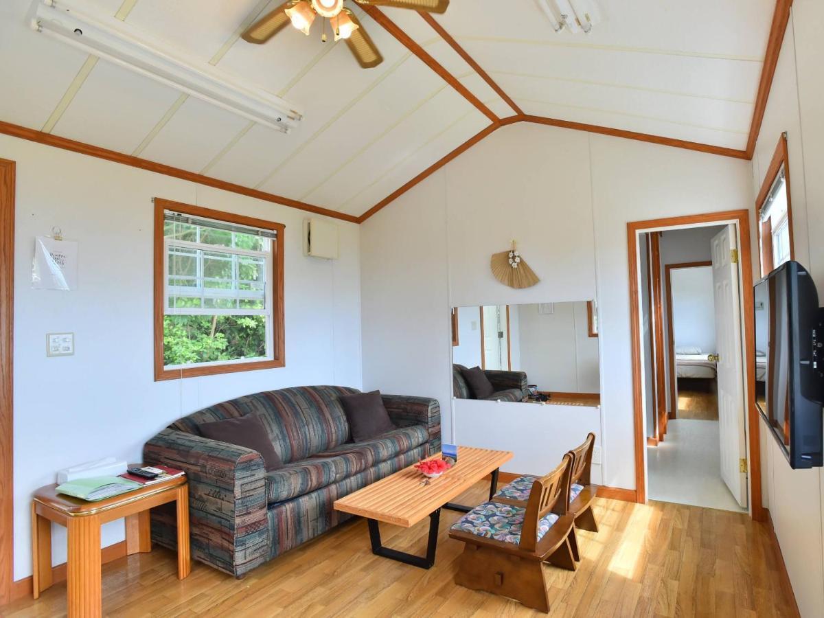 Panorama Ocean View Cottage Motobu Exterior foto